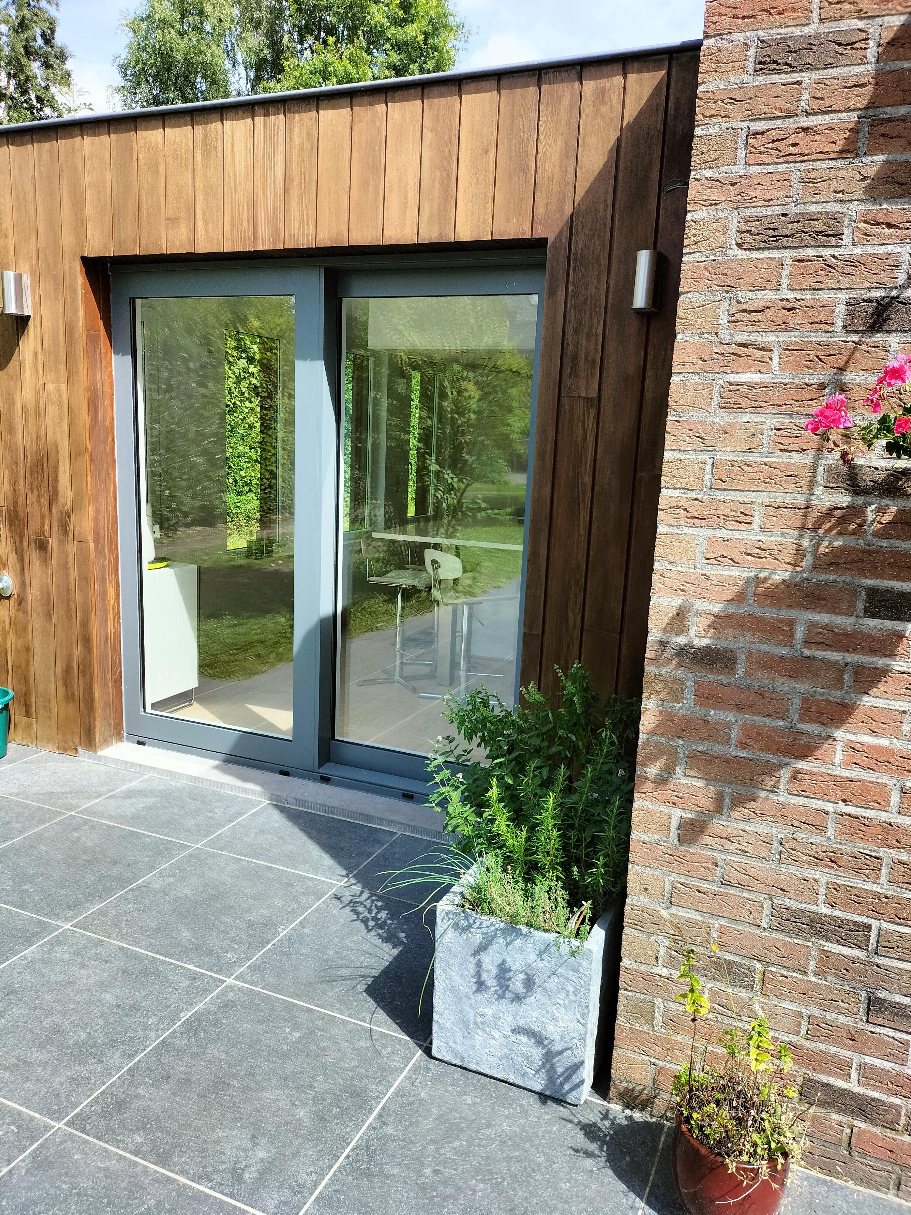 Ouvrez grand sur l'extérieur